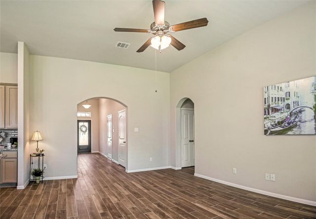 1866 Kenley Way, Alvin, TX 77511