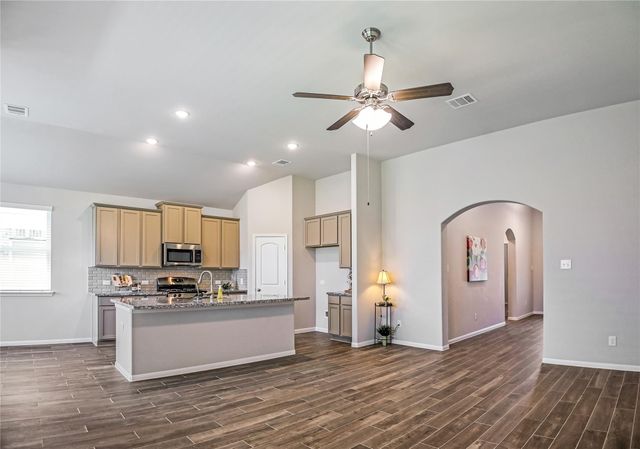 1866 Kenley Way, Alvin, TX 77511