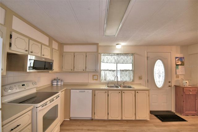 6773 BRENTWOOD DRIVE NE, Winter Haven, FL 33881