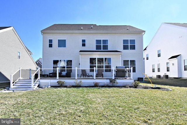 206 GROVE VALLEY CT, Chalfont, PA 18914