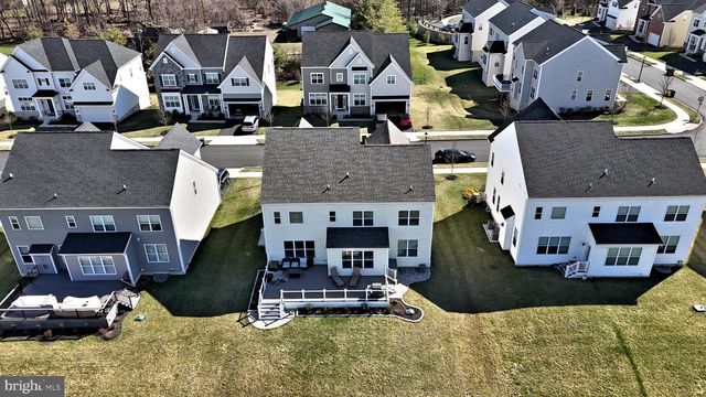 206 GROVE VALLEY CT, Chalfont, PA 18914