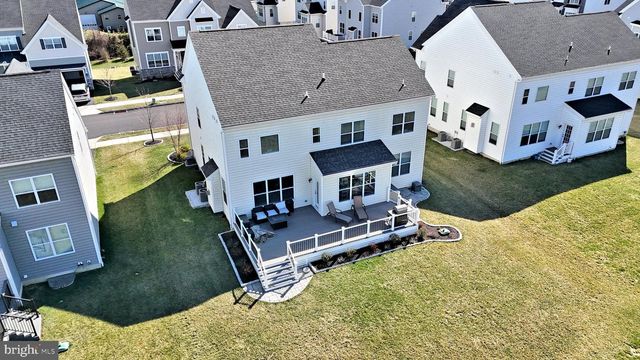 206 GROVE VALLEY CT, Chalfont, PA 18914