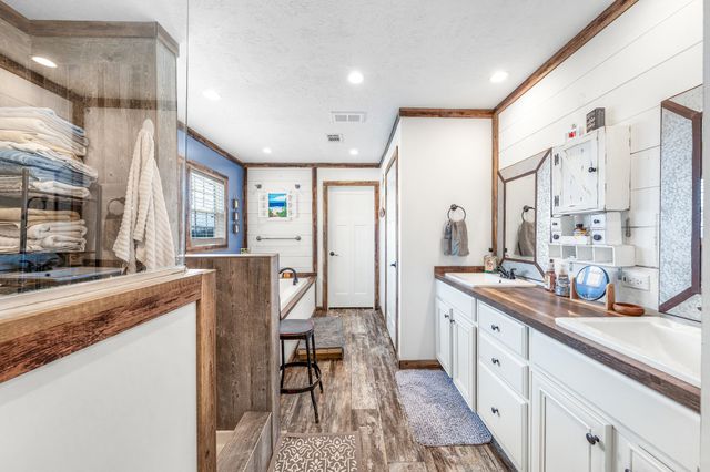 6946 E Interstate 30, Campbell, TX 75422