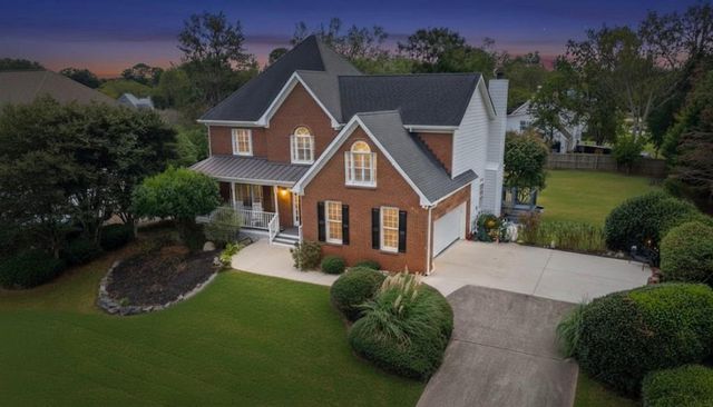 5350 Wickershire Drive, Peachtree Corners, GA 30092