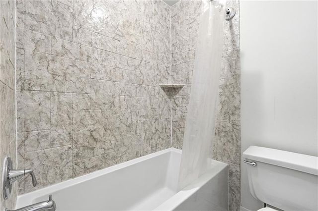 5350 Wickershire Drive, Peachtree Corners, GA 30092