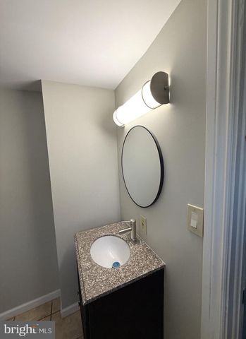 633 CLINTON ST, Reading, PA 19601