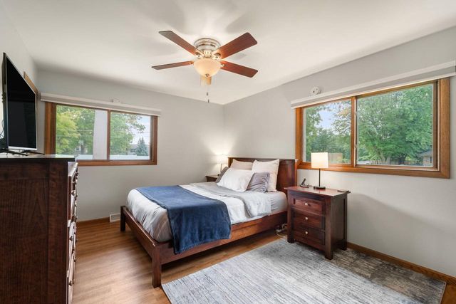 12405 W Euclid AVENUE, New Berlin, WI 53151