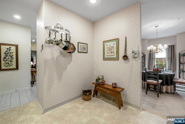 4 Richmond Road 308, West Milford, NJ 07480