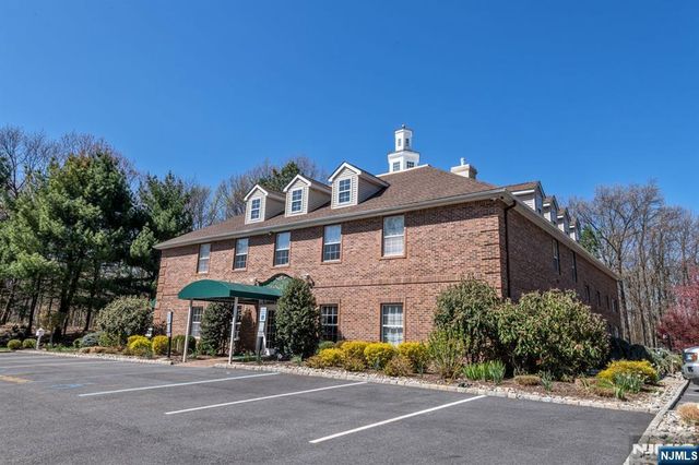 4 Richmond Road 308, West Milford, NJ 07480