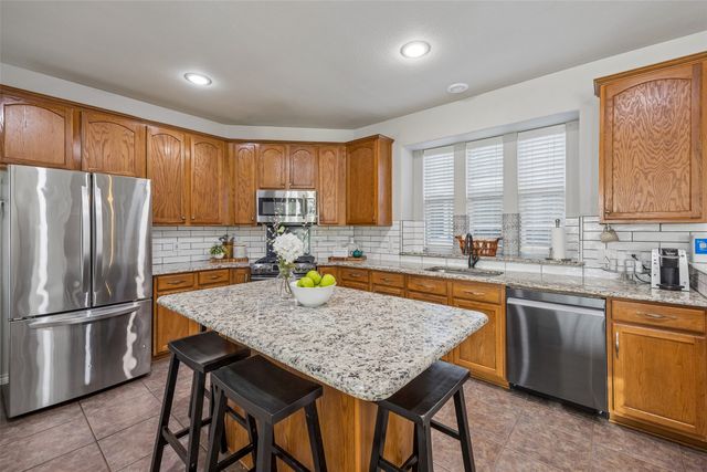 1209 Charleston Lane, Savannah, TX 76227