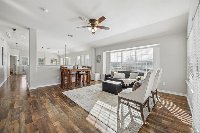 1209 Charleston Lane, Savannah, TX 76227