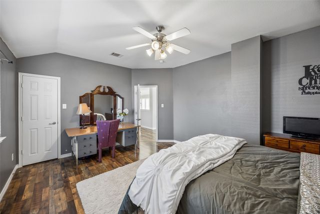 1209 Charleston Lane, Savannah, TX 76227