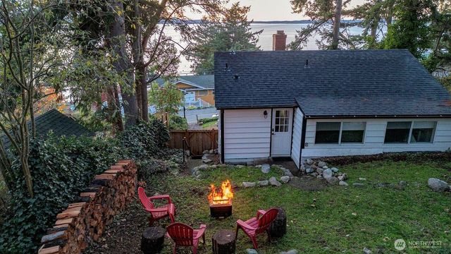 350 N Sunset Drive, Camano Island, WA 98282