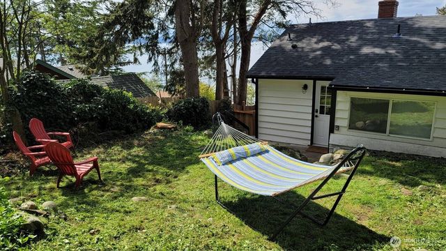 350 N Sunset Drive, Camano Island, WA 98282
