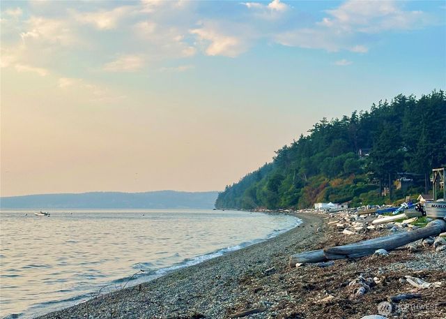 350 N Sunset Drive, Camano Island, WA 98282