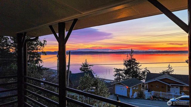 350 N Sunset Drive, Camano Island, WA 98282