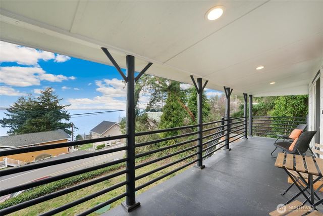 350 N Sunset Drive, Camano Island, WA 98282