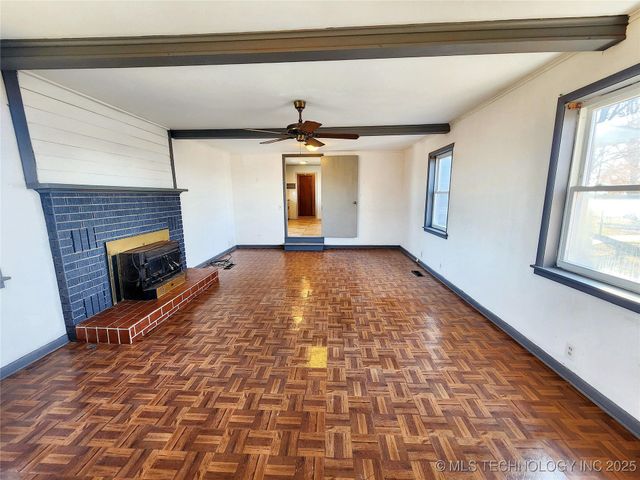 14806 Hwy 82, Tahlequah, OK 74464