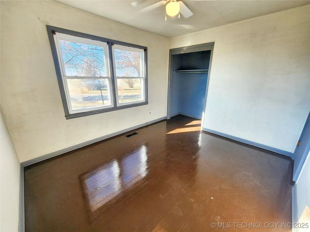 14806 Hwy 82, Tahlequah, OK 74464