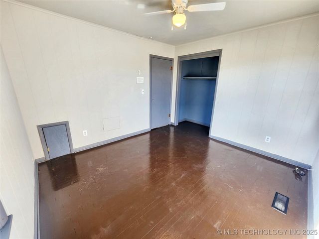 14806 Hwy 82, Tahlequah, OK 74464