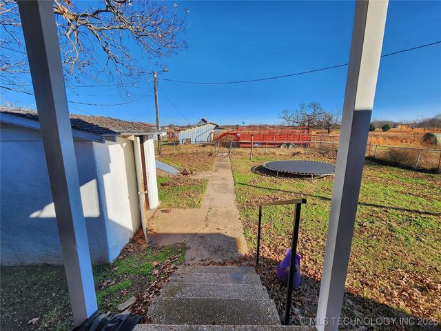 14806 Hwy 82, Tahlequah, OK 74464