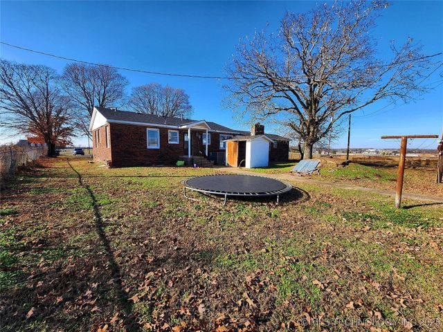 14806 Hwy 82, Tahlequah, OK 74464