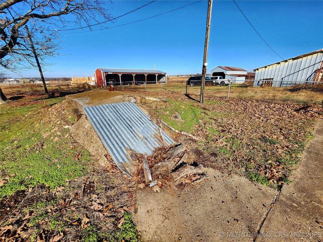 14806 Hwy 82, Tahlequah, OK 74464