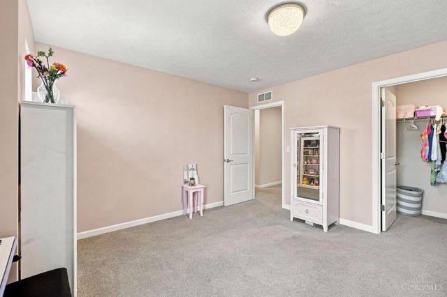 60 Snapdragon Drive, Pierce Twp, OH 45102