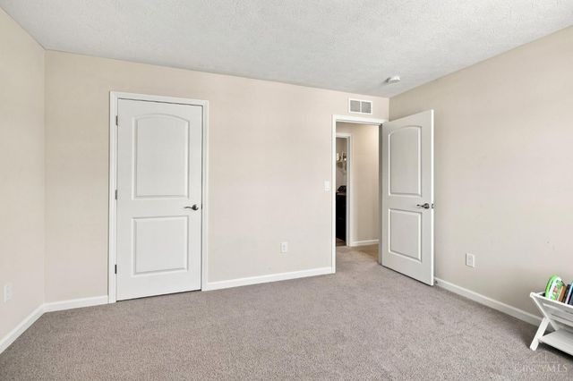 60 Snapdragon Drive, Pierce Twp, OH 45102