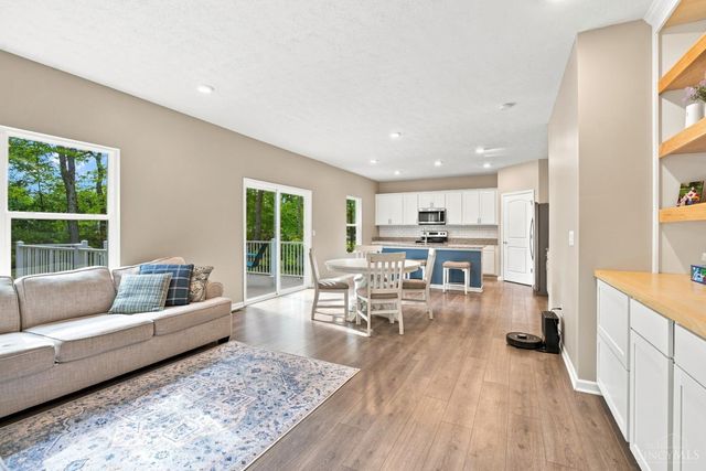 60 Snapdragon Drive, Pierce Twp, OH 45102