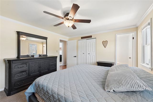 1678 Diane Merle Dr, North Huntingdon, PA 15642