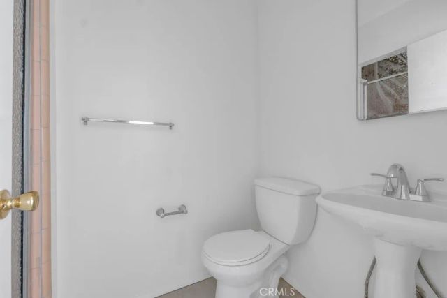 7758 Mason Avenue, Winnetka, CA 91306