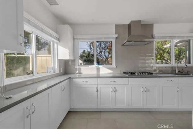 7758 Mason Avenue, Winnetka, CA 91306