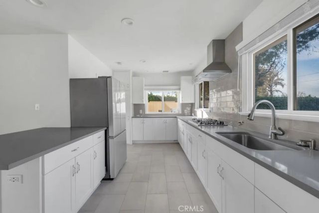 7758 Mason Avenue, Winnetka, CA 91306