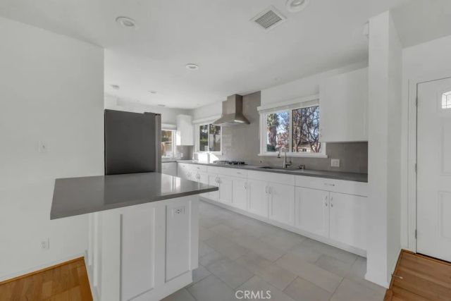 7758 Mason Avenue, Winnetka, CA 91306