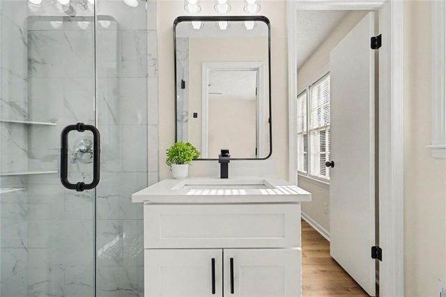 2142 Colonial Oak Way SW, Stone Mountain, GA 30087