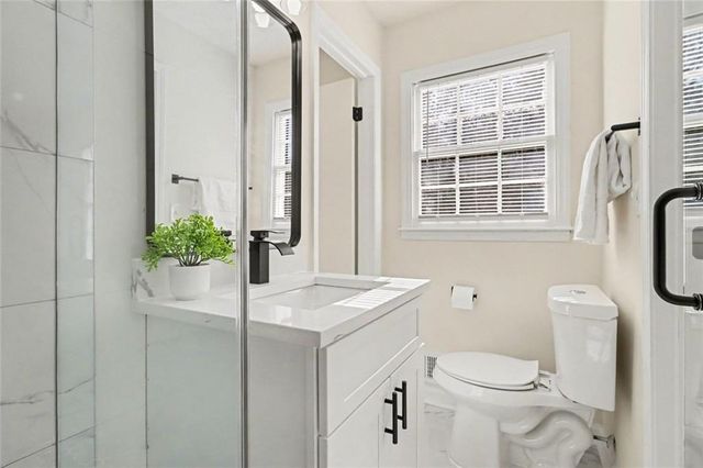 2142 Colonial Oak Way SW, Stone Mountain, GA 30087