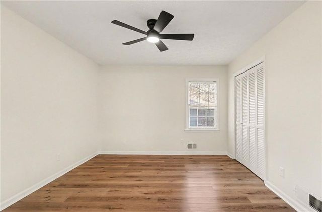 2142 Colonial Oak Way SW, Stone Mountain, GA 30087