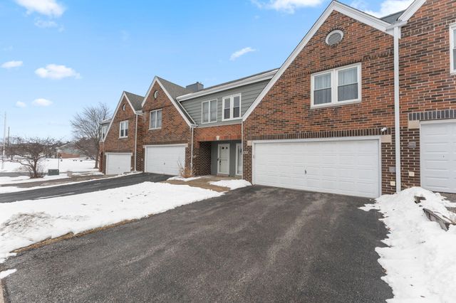 772 Kenmare Parkway, Crown Point, IN 46307