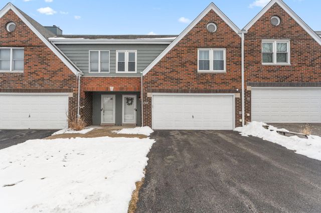 772 Kenmare Parkway, Crown Point, IN 46307