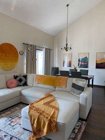 772 Kenmare Parkway, Crown Point, IN 46307