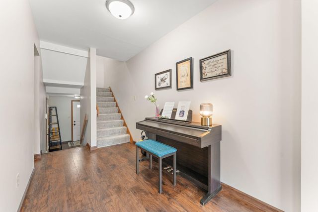 772 Kenmare Parkway, Crown Point, IN 46307