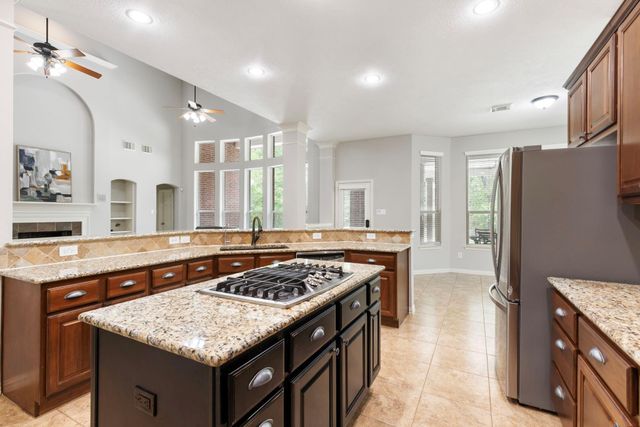 4911 Ontonagon Way, Spring, TX 77386