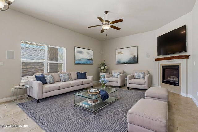 11441 VICTOR FLORES Place, El Paso, TX 79934