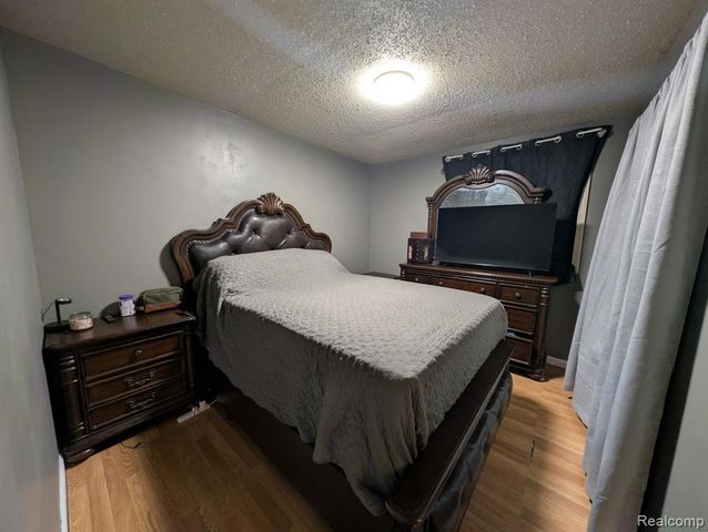 11725 Cornell Street, Taylor, MI 48180