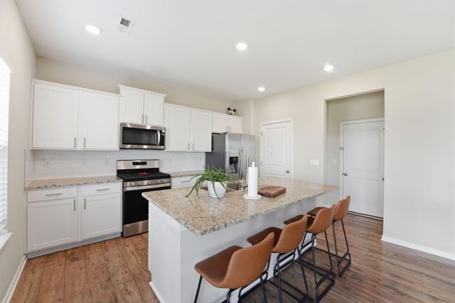 234 Sandburg Drive, Lithopolis, OH 43136