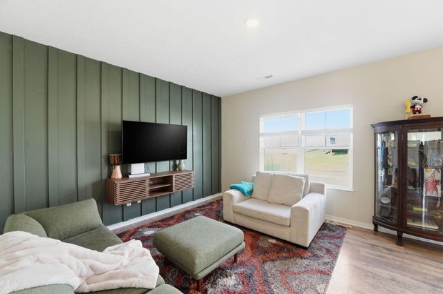 234 Sandburg Drive, Lithopolis, OH 43136