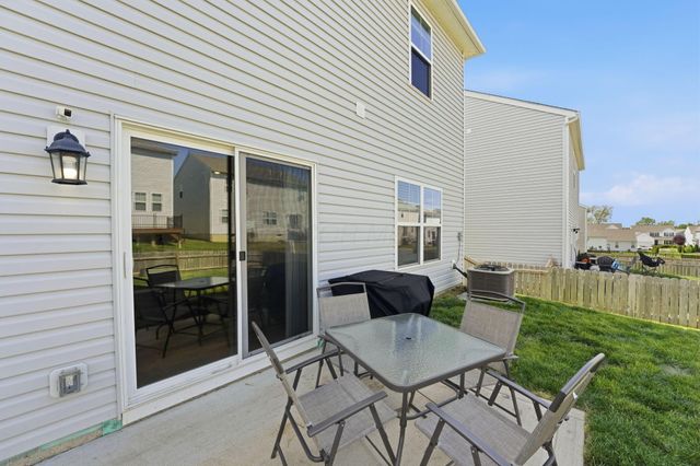 234 Sandburg Drive, Lithopolis, OH 43136