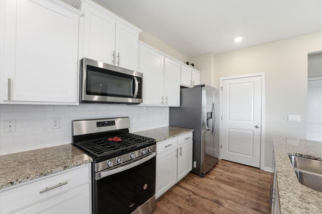 234 Sandburg Drive, Lithopolis, OH 43136