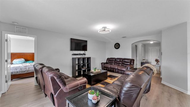 2447 TORRENS DRIVE, Lakeland, FL 33805